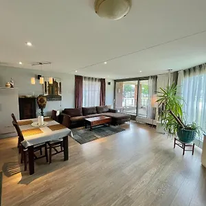 https://lounge-park-apartment.amsterdamhotelsnl.com